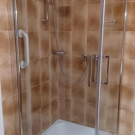 Neu! Moritz Og Apartamento